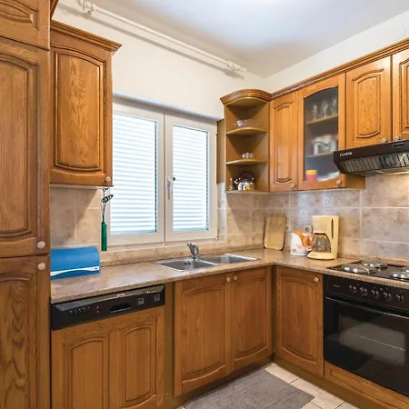Apartment Stunning In With Kitchen *